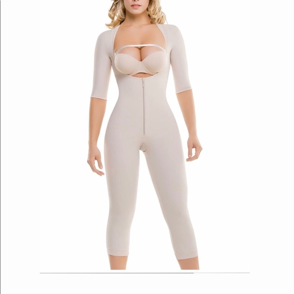 ** USED ** Gysm 295 body shaper - post op surgery - Picture 3 of 6